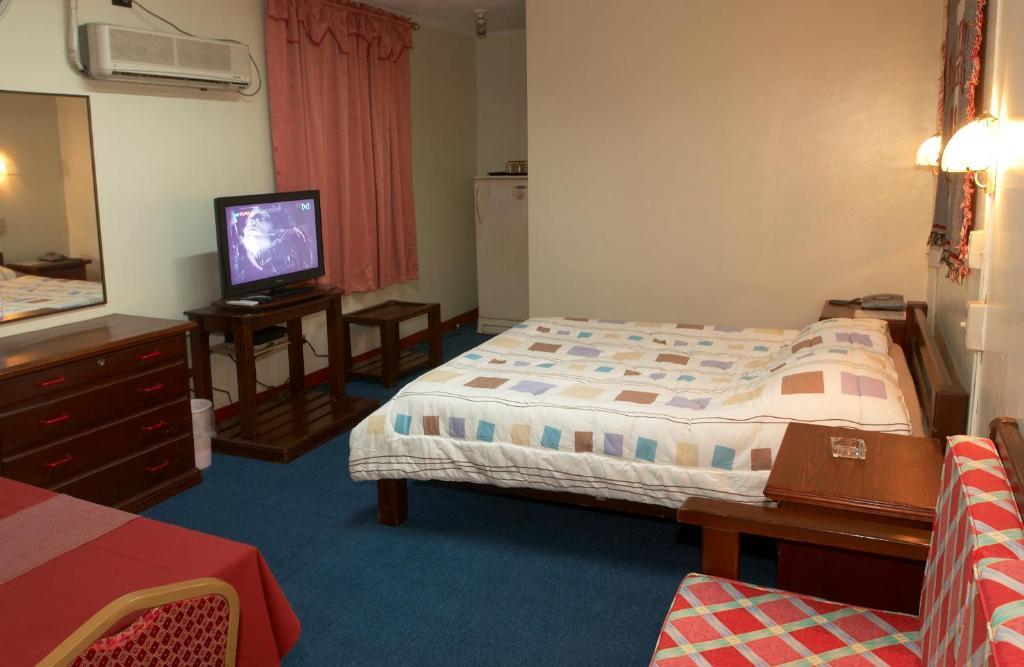 Phoenix Hotel 安吉利斯 客房 照片