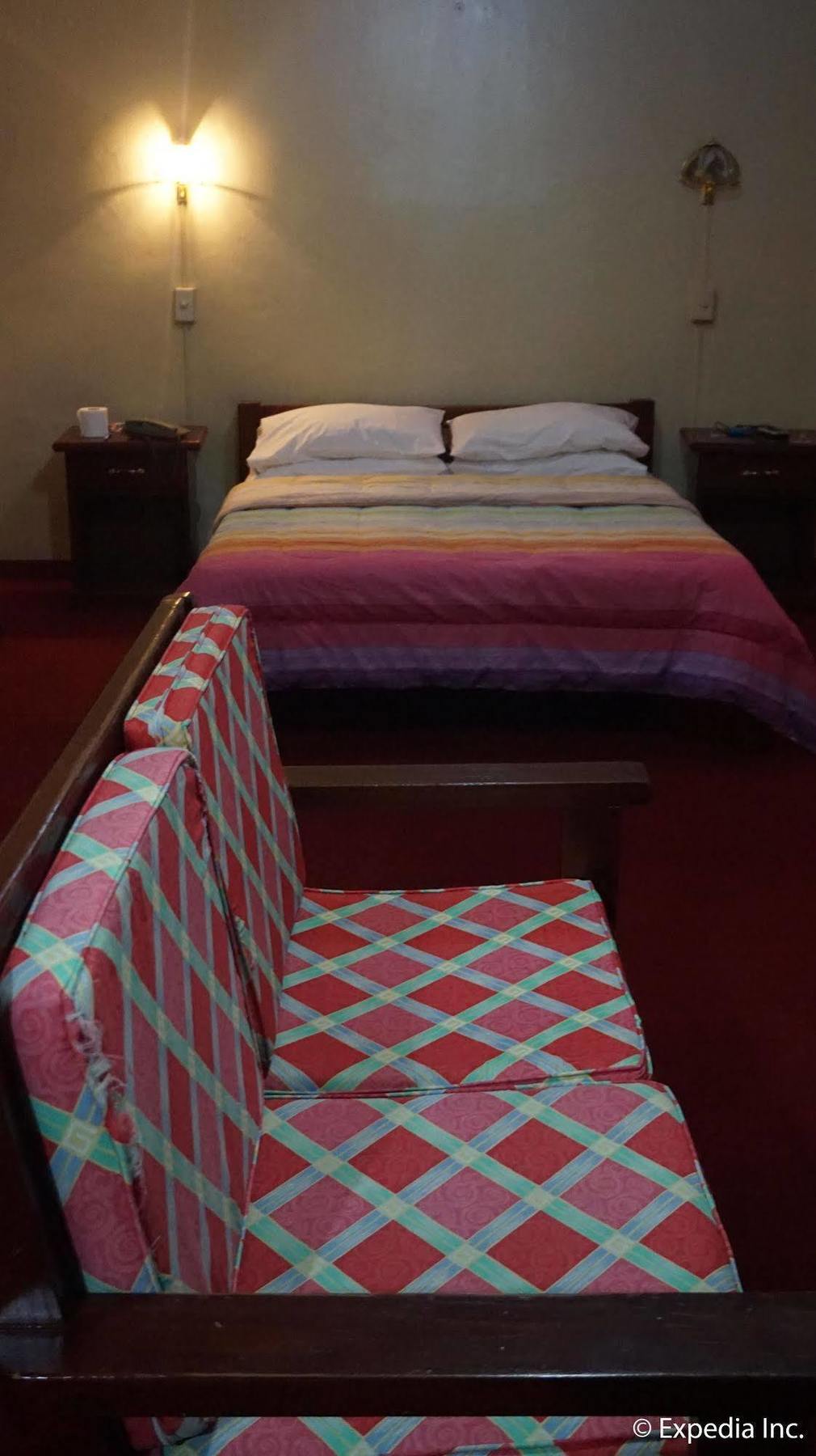 Phoenix Hotel 安吉利斯 外观 照片